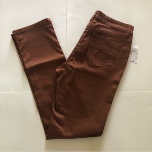 Cleo Every Body Brown Jeans NWT